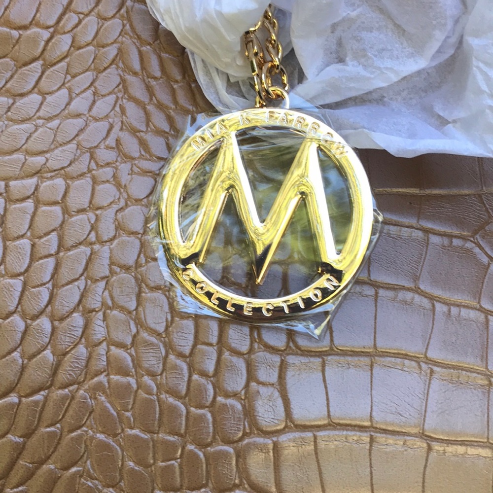 Purse - Picture 2 of 6